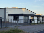 Ansicht - Gewerbehalle mit Bürotrakt im Industriegebiet zu vermieten