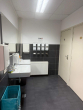 WC-Anlage Verwaltung - Gewerbehalle mit Bürotrakt im Industriegebiet zu vermieten